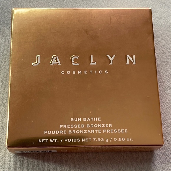 ๐จ JACLYN COSMETICS | SUN BATHE PRESSED BRONZER - Picture 3 of 7